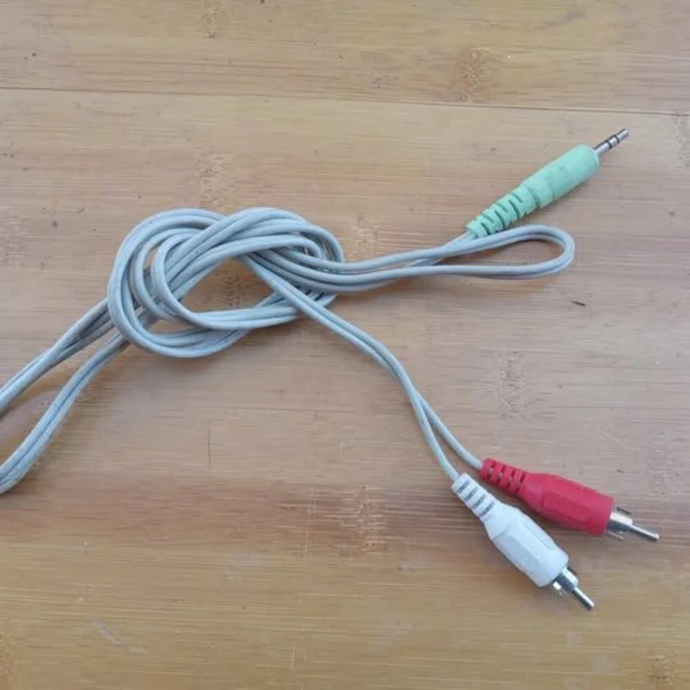 RCA to 3.5mm Audio Cable about 3ft long